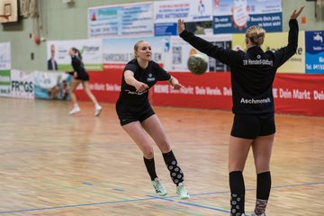 Bild 200 - wBJ SV Henstedt Ulzburg - HSG Holstein Kiel/Kronshagen : Ergebnis: 30:28